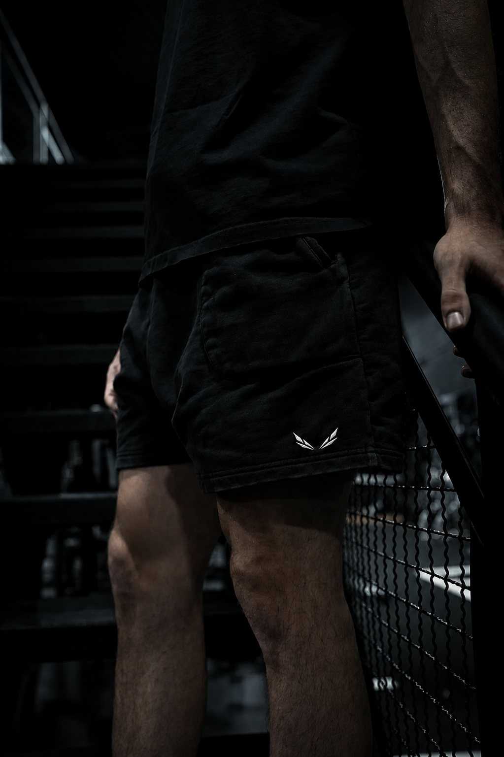 ESNTL SWEAT SHORTS - [BLACK]