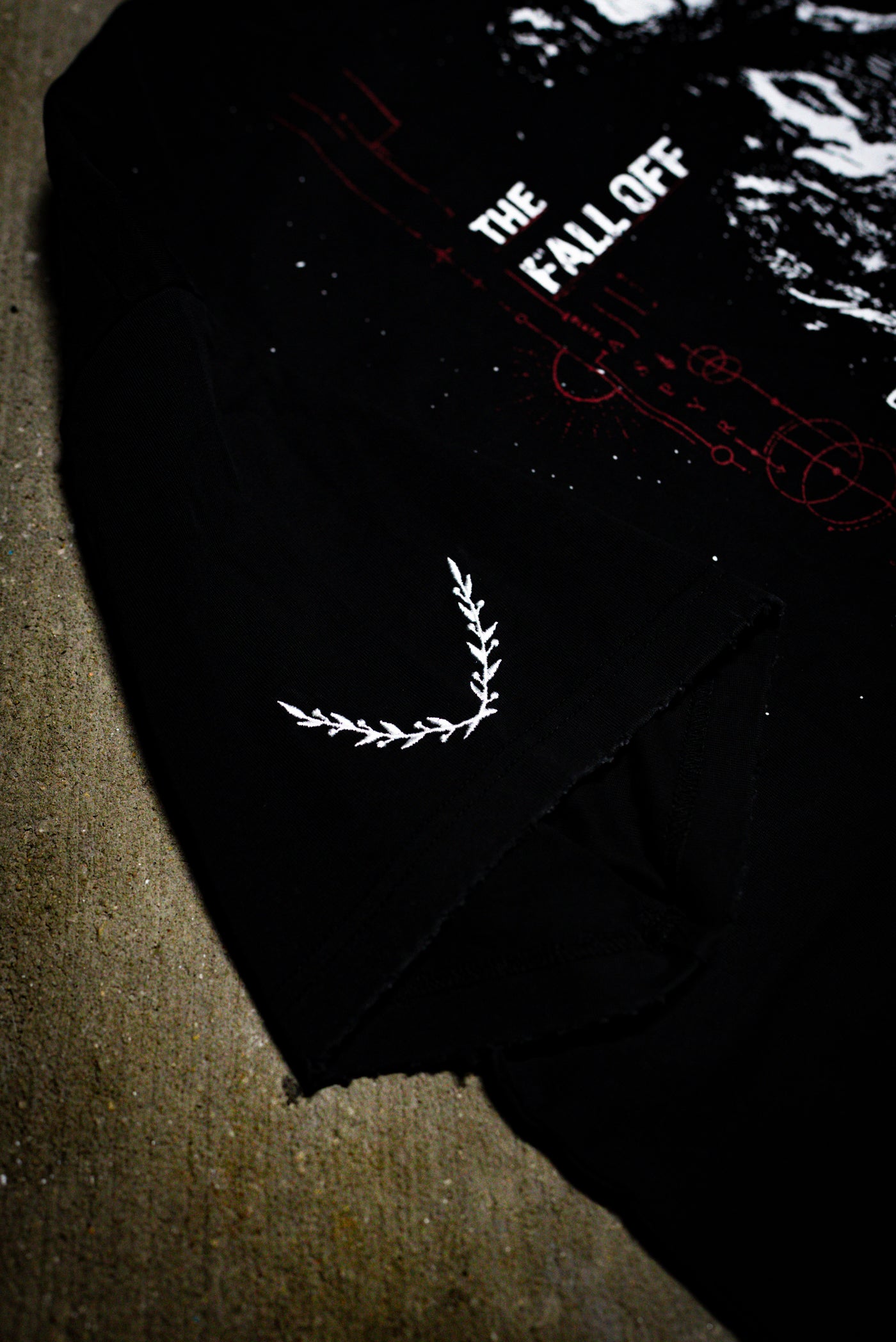 FALLEN PUMP COVER