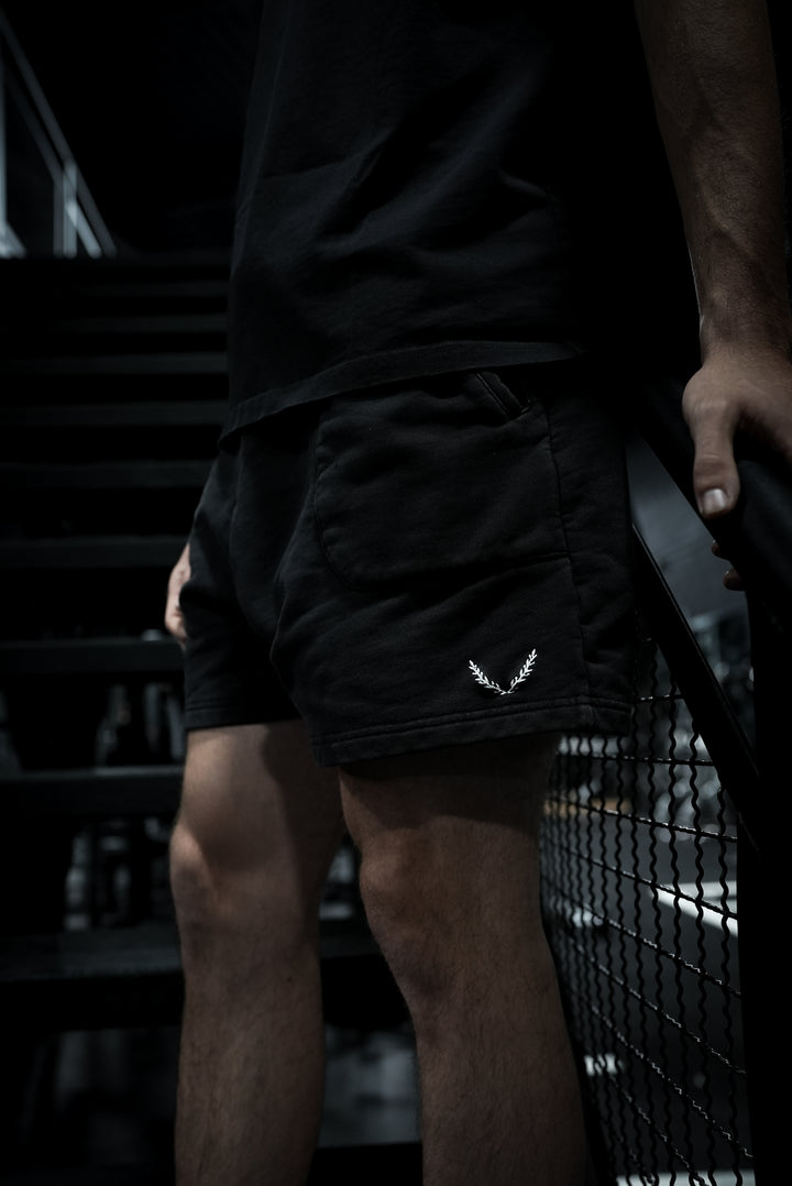 ATHLETIC SWEAT SHORTS - BLACK