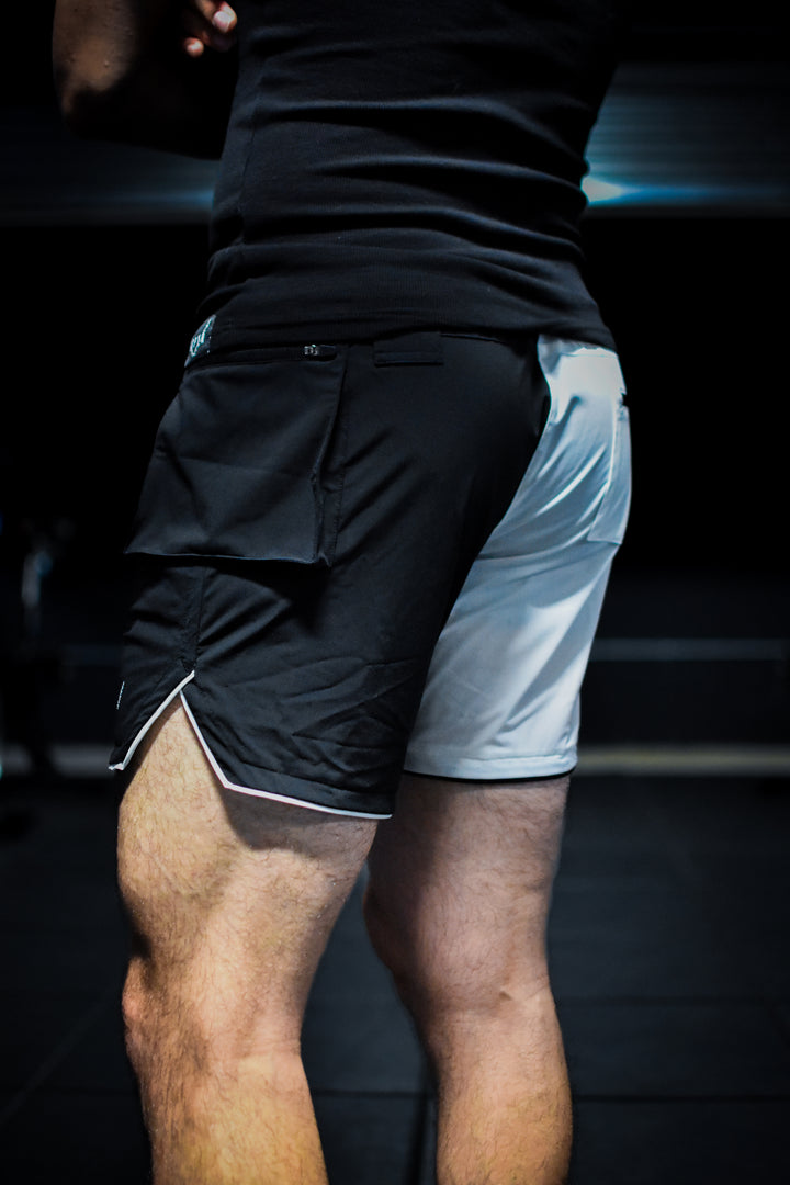 ATHLETIC CARGO SHORTS - BLACK/WHITE